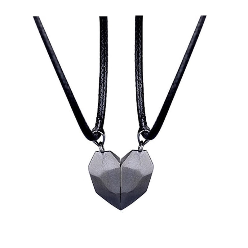 2Pcs Magnetic Couple Necklace Lovers Heart Pendant - Etyn Online {{ product_tag Necklaces }}