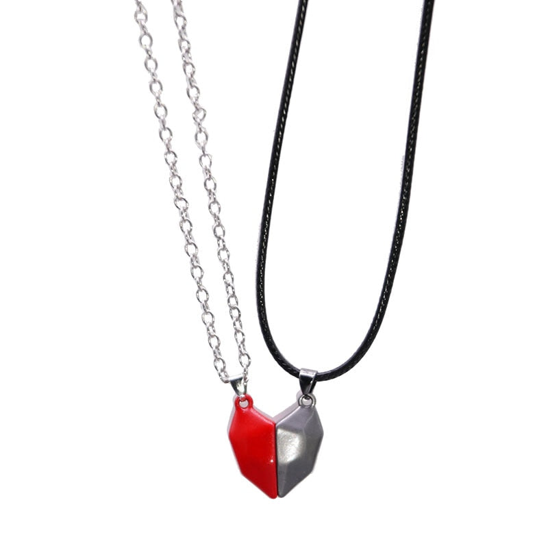 2Pcs Magnetic Couple Necklace Lovers Heart Pendant - Etyn Online {{ product_tag Necklaces }}